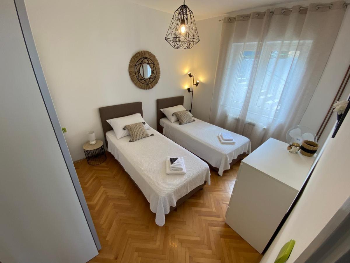 Apartman Betty Šibenik Buitenkant foto
