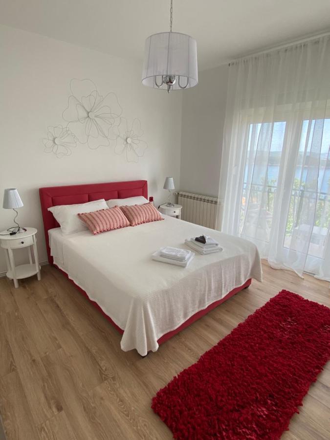 Apartman Betty Šibenik Buitenkant foto
