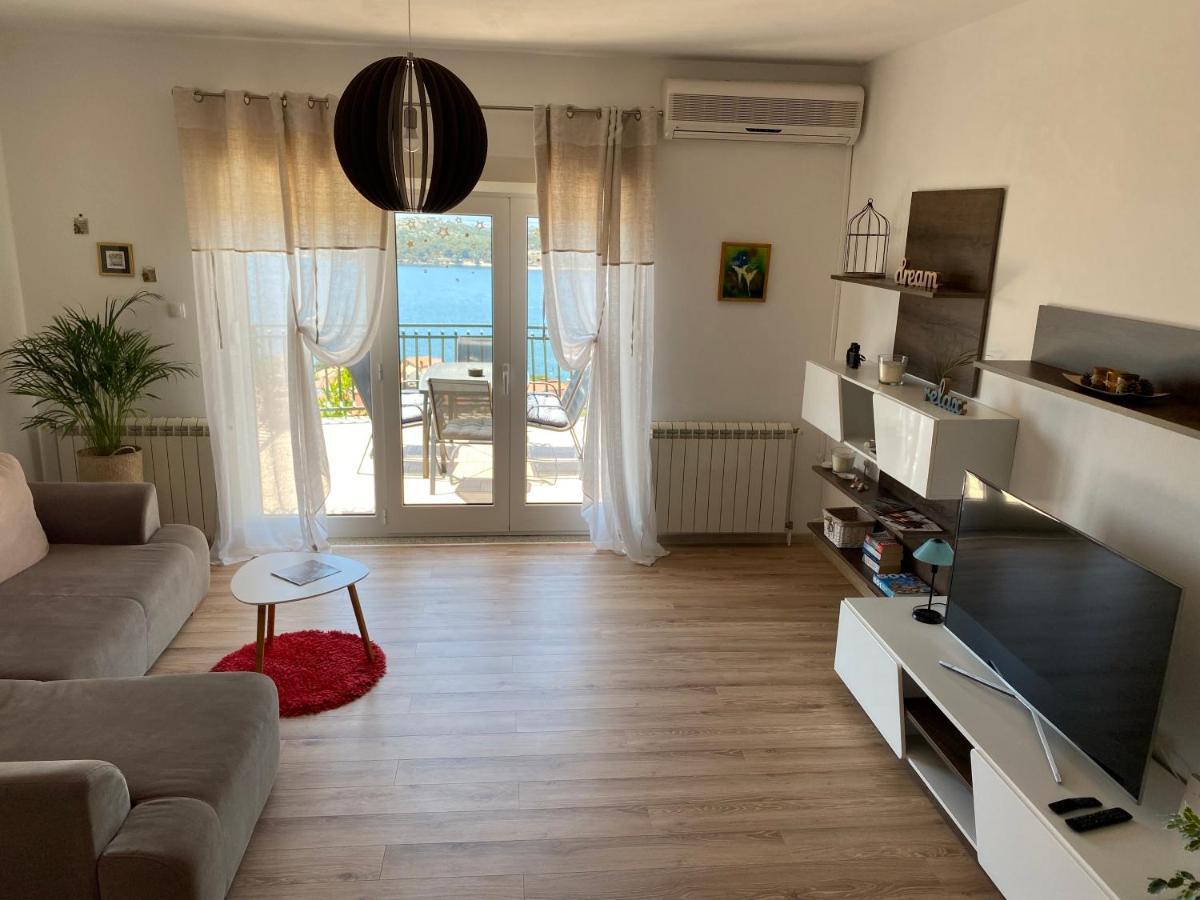 Apartman Betty Šibenik Buitenkant foto