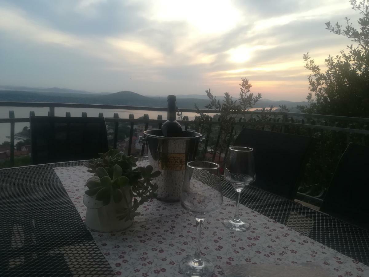 Apartman Betty Šibenik Buitenkant foto