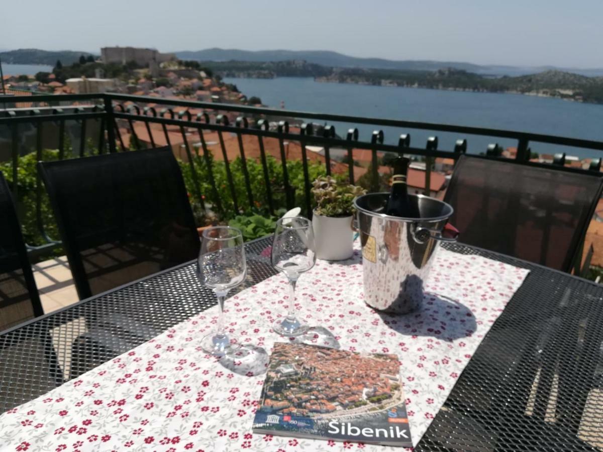 Apartman Betty Šibenik Buitenkant foto