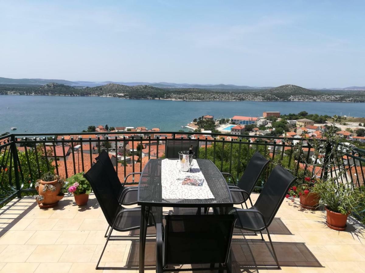 Apartman Betty Šibenik Buitenkant foto